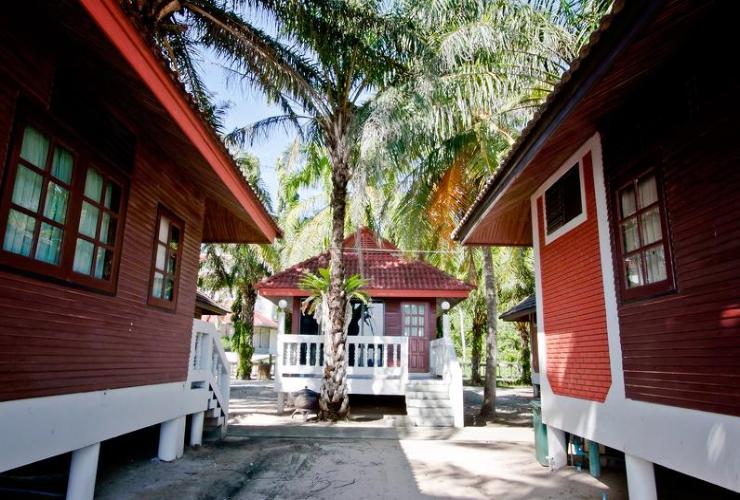 สุภารอยัลบีช 2.jpg