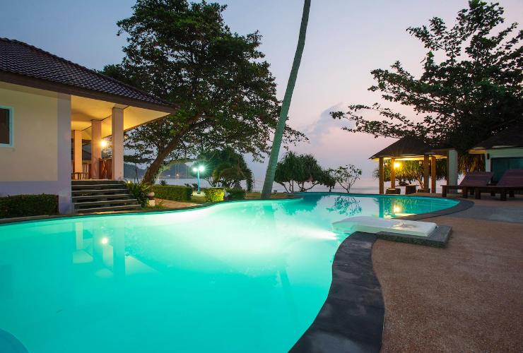 ชลนภา รีสอร์ท 1.jpg