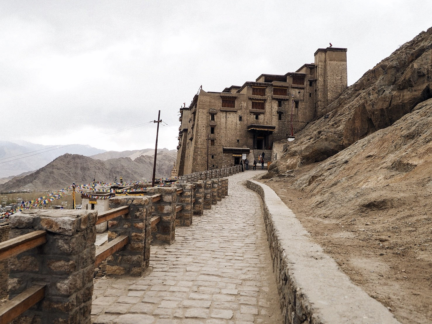 Leh - แต่งแล้ว_๑๘๐๖๒๒_0153.jpg